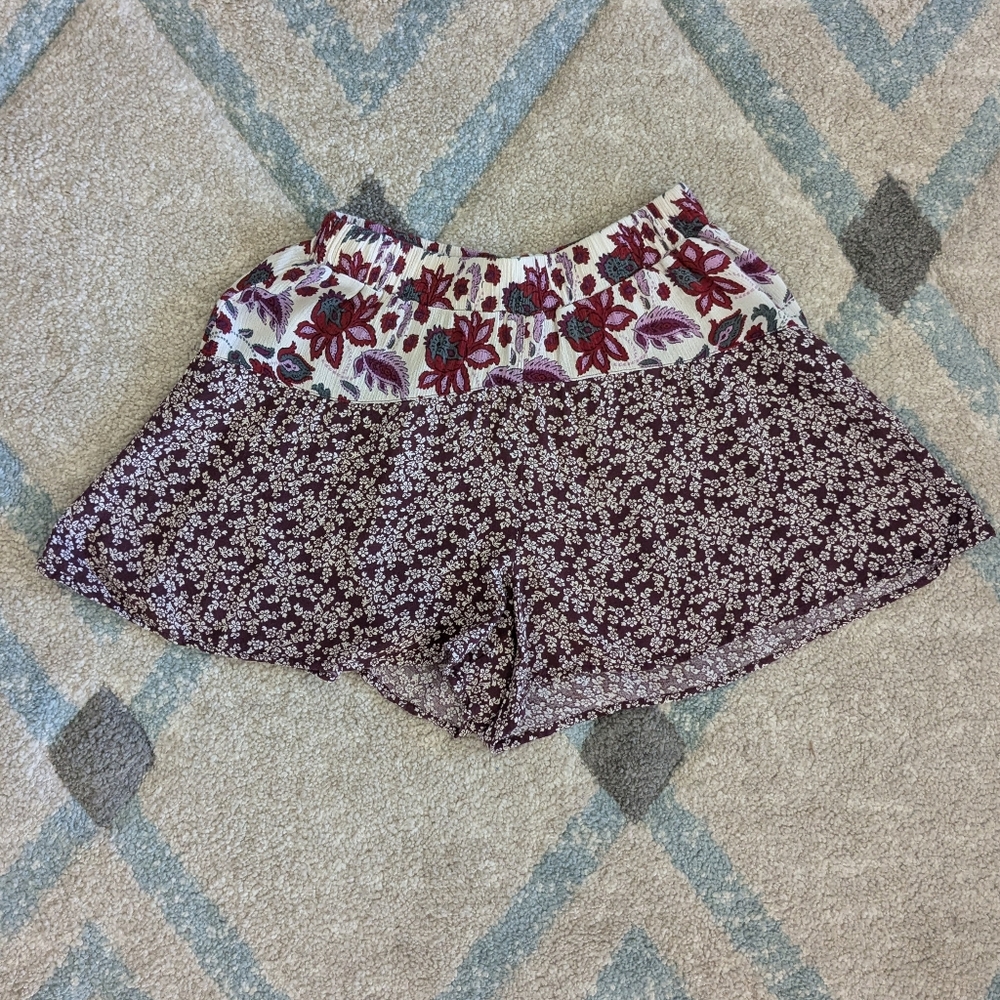 Band of Gypsies High-Waist Floral Shorts in Burgundy and Cream